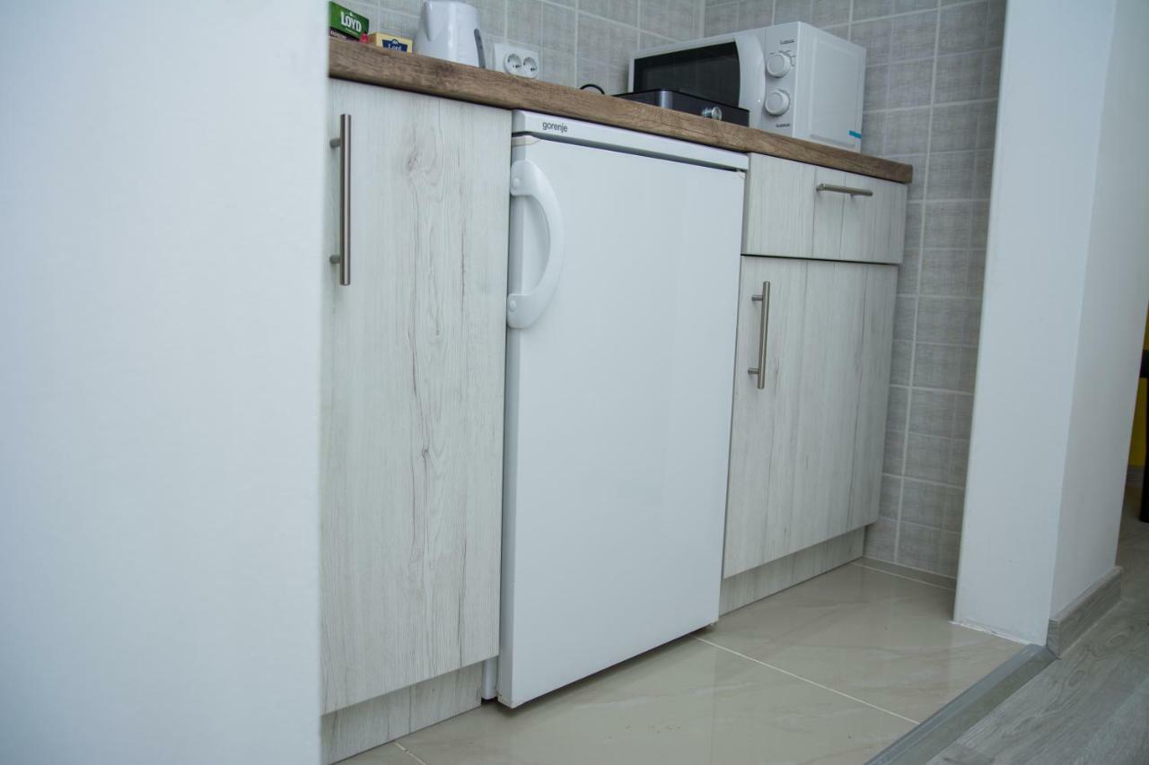 Apartment Studio Teo - Near Everywhere You Want To Be Subotica Buitenkant foto